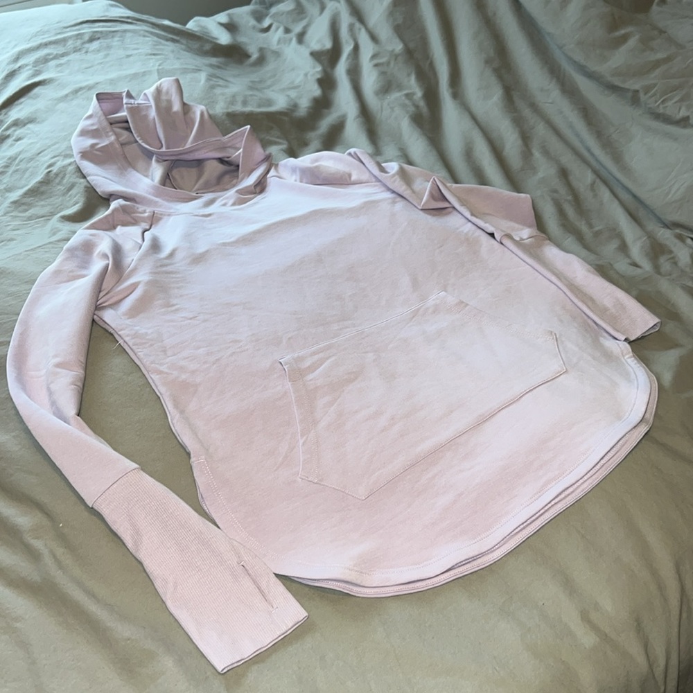 Sketchers Pullover Hoodie size Small